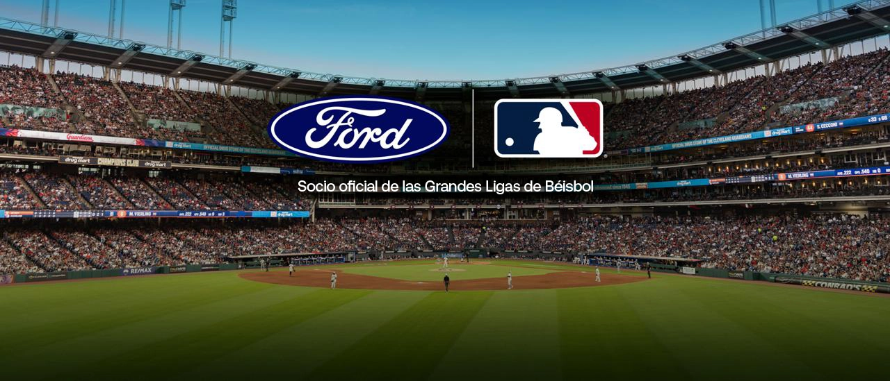 Anuncio de sociedad de Ford y MLB superpuesto en un estadio de béisbol