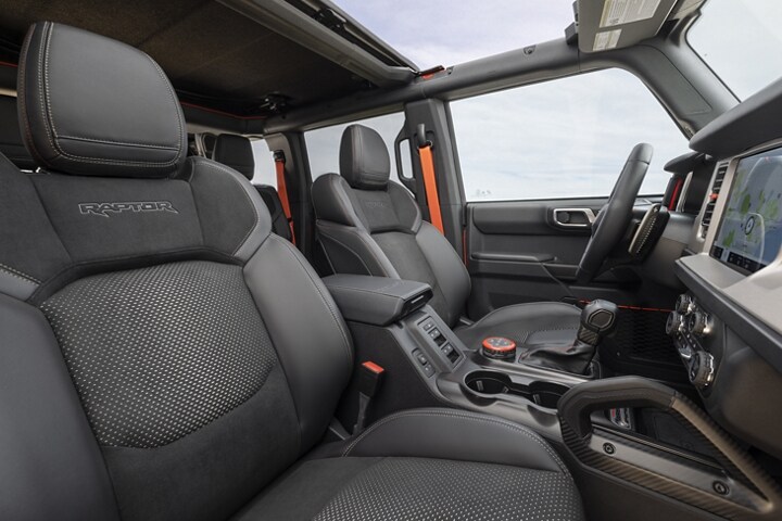 Interior de una Ford Bronco® Raptor® 2024