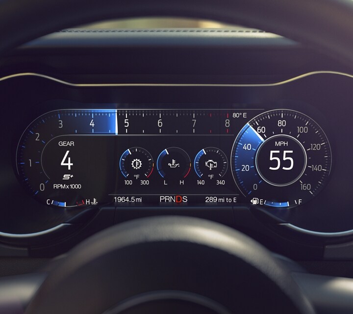 Grupo de instrumentos digital con LCD de 12 pulgadas en un Ford Mustang® 2023