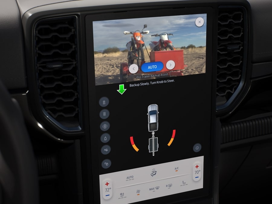 La guía de remolque de muestra en la pantalla central del tablero de una Ford Ranger® 2024